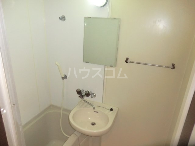 16/30 洗面