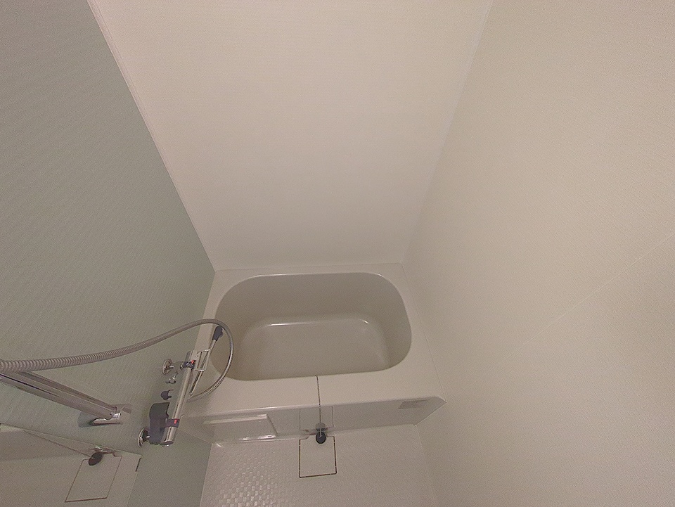 13/30 浴室