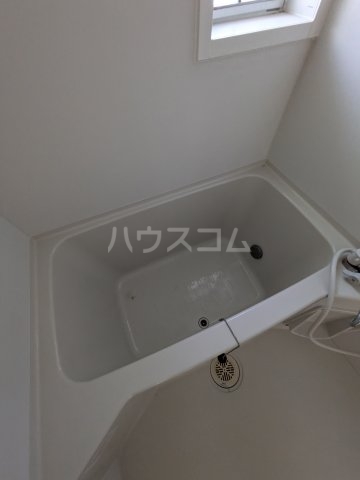 13/23 浴室