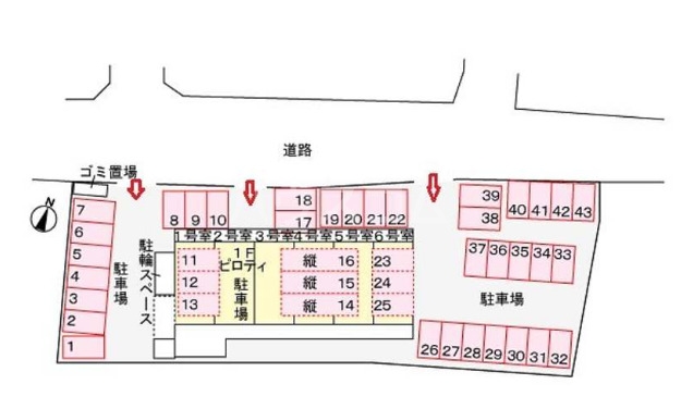 16/16 駐車場