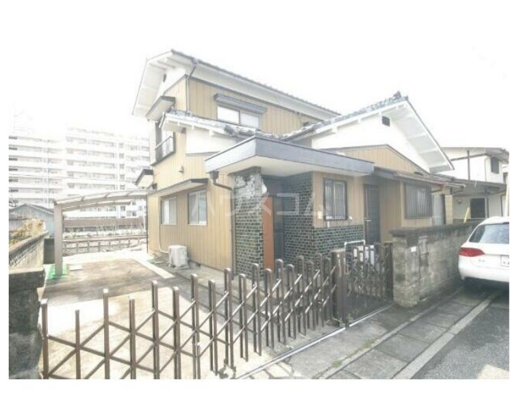 25/30 駐車場
