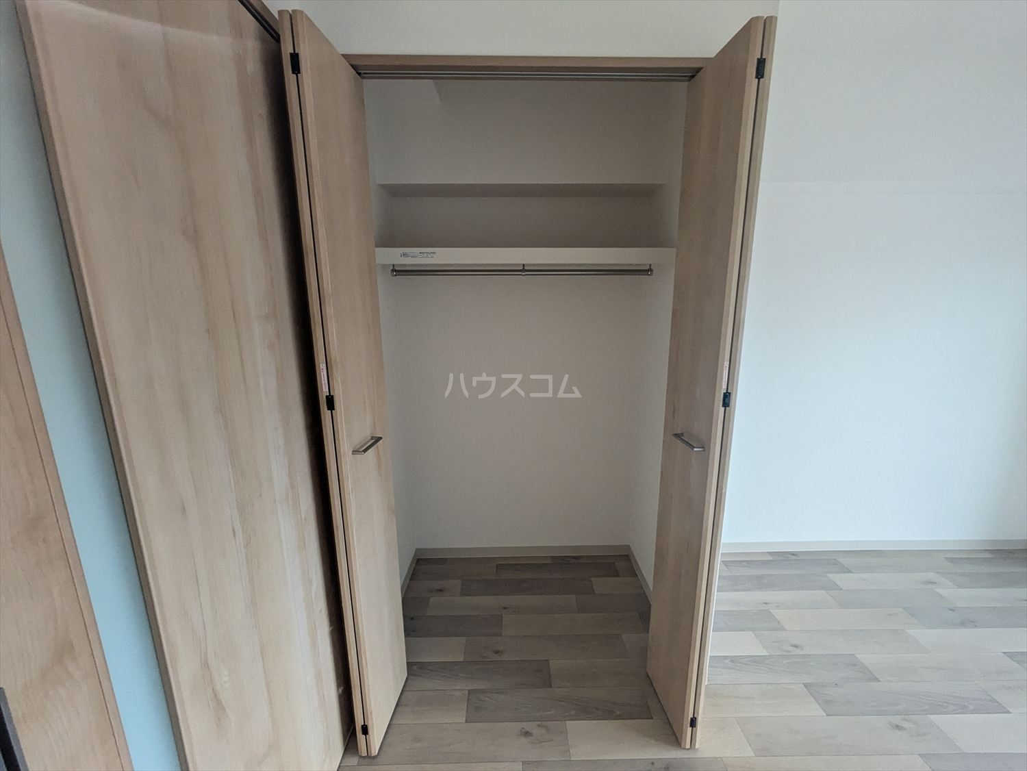 13/30 収納