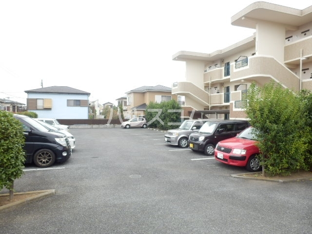 21/29 駐車場