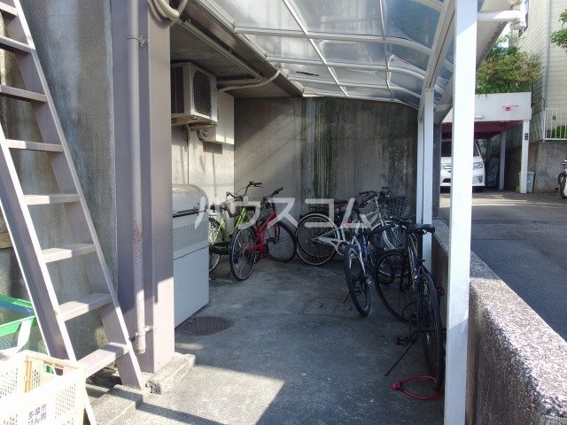 19/29 エントランス