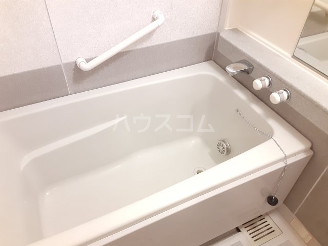 16/30 浴室