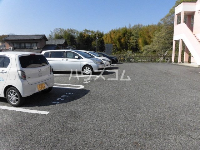 22/24 駐車場