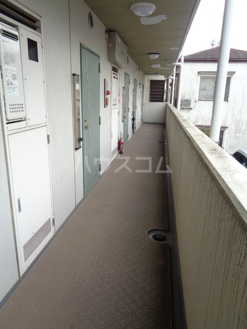 29/30 エントランス