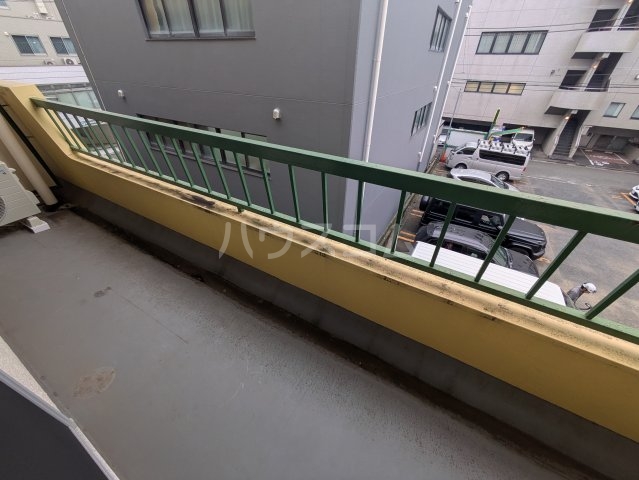 18/26 バルコニー