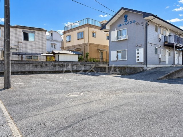 15/17 駐車場