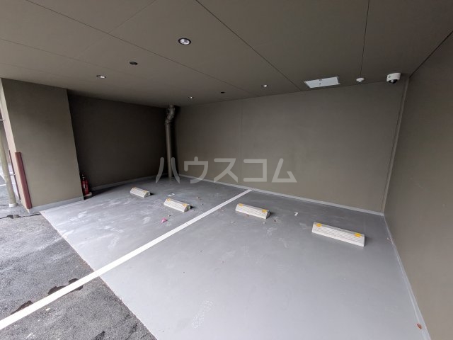 26/30 駐車場