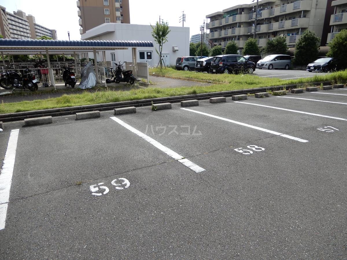 15/22 駐車場