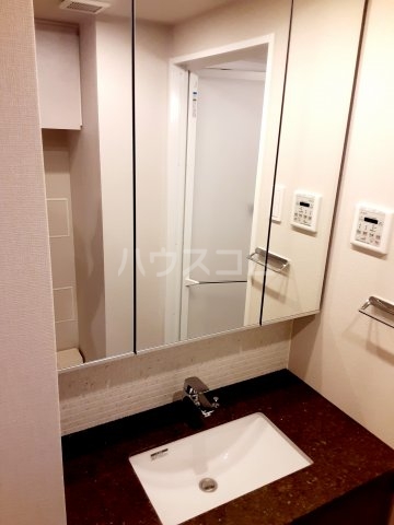 17/30 洗面