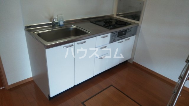 13/28 キッチン