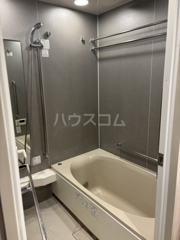 13/30 浴室