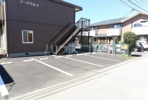 19/26 駐車場