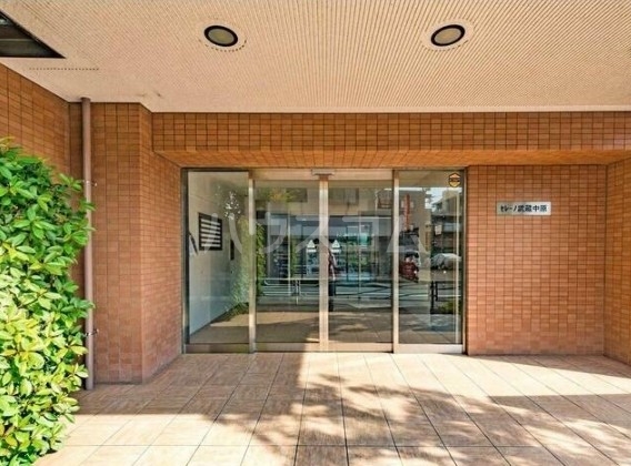 3/6 エントランス