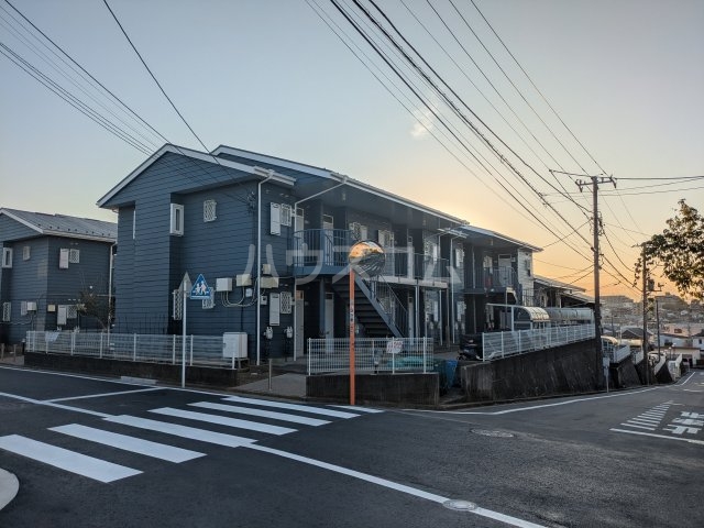 2/10 外観