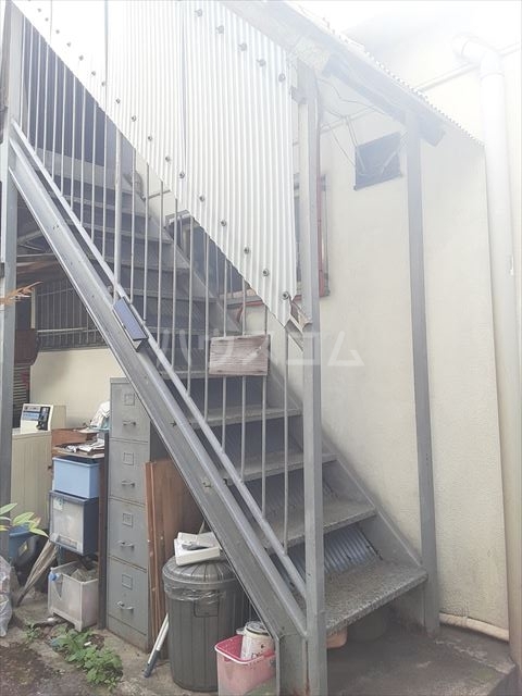 15/25 エントランス