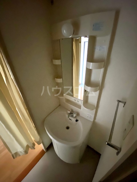15/30 洗面