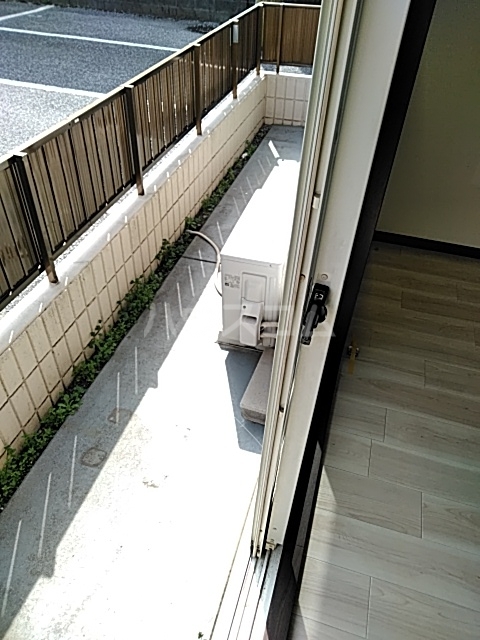 14/28 バルコニー