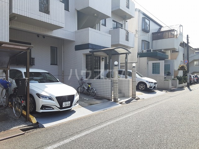 29/30 駐車場