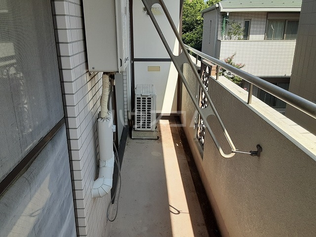 20/30 バルコニー