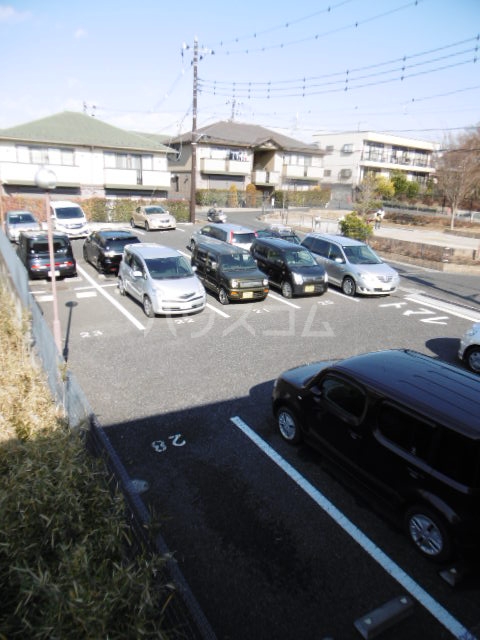 22/30 駐車場