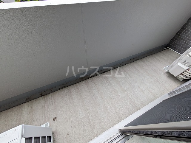 21/30 バルコニー