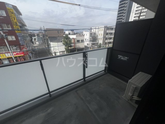 19/30 バルコニー