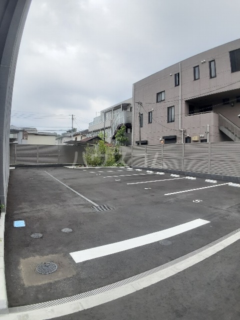 3/4 駐車場