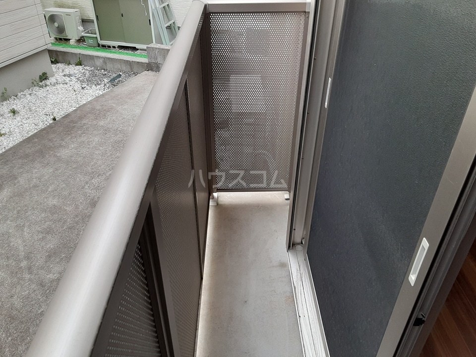 20/30 バルコニー