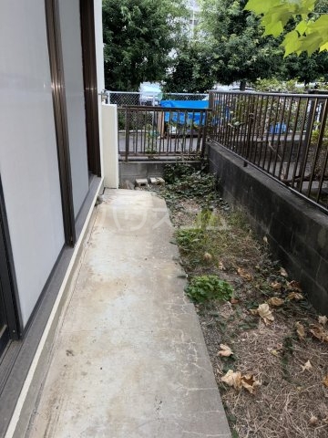 23/30 バルコニー