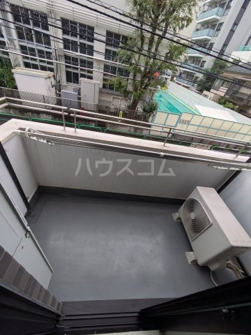 16/22 バルコニー
