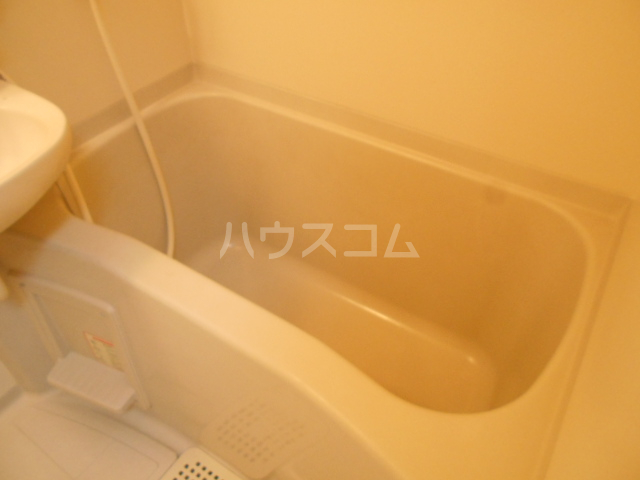 13/30 浴室