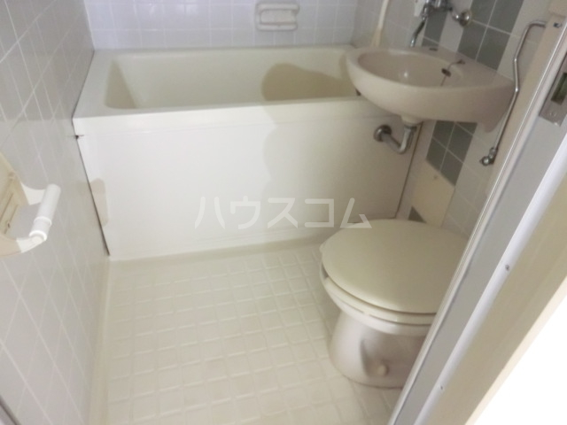 14/26 浴室