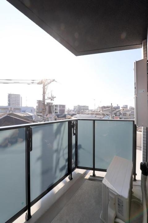 14/22 バルコニー