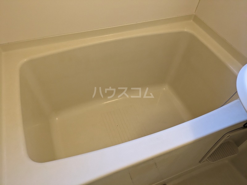 17/30 浴室