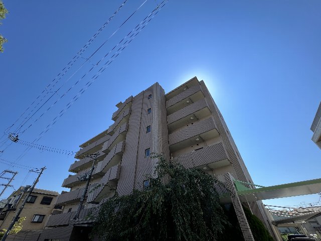 2/30 外観