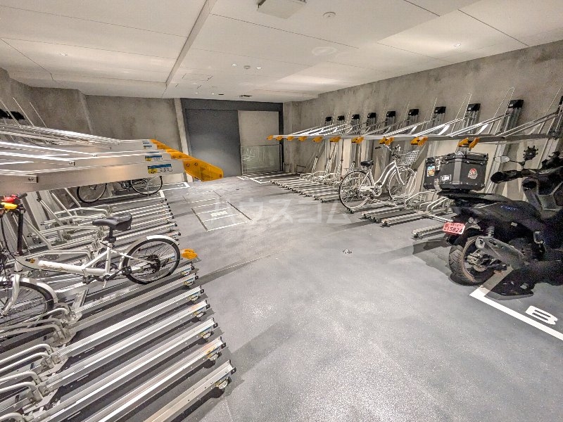 25/30 駐車場