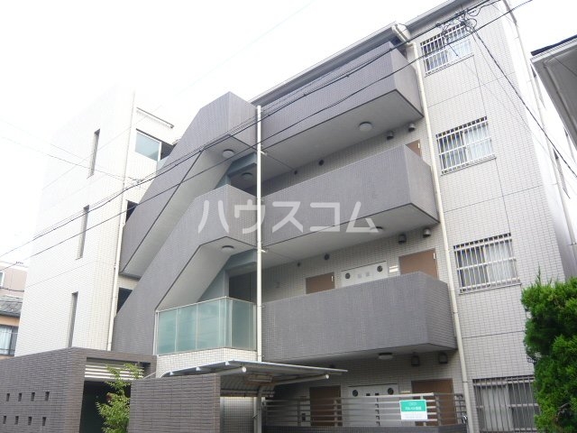 25/30 エントランス