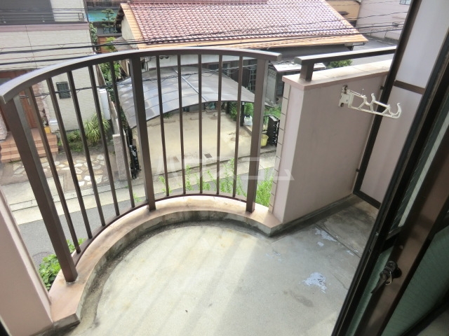 13/18 バルコニー