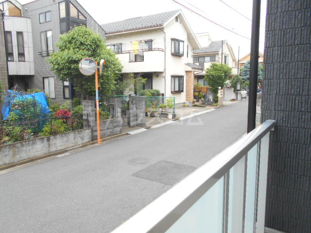 25/30 バルコニー