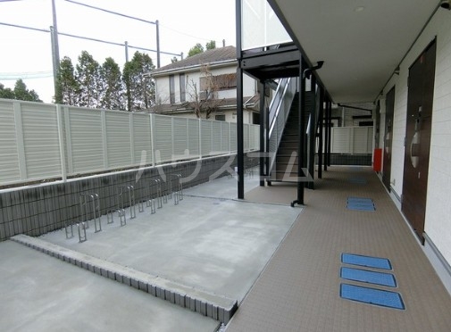 19/24 エントランス