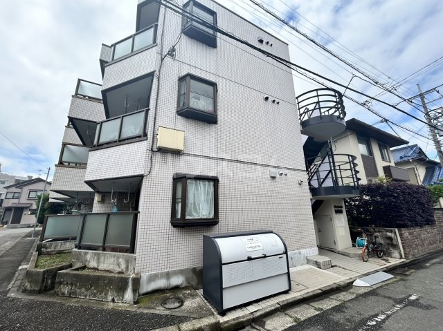2/30 外観