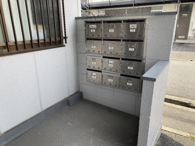 17/28 エントランス
