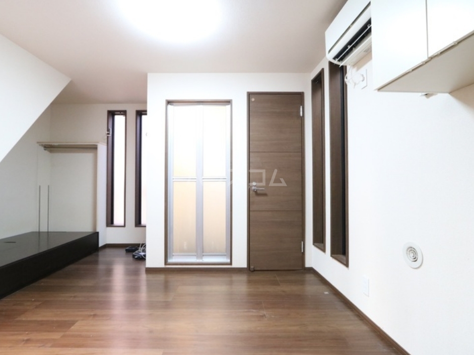 4/18 リビング/ダイニング