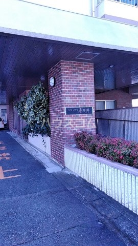 2/5 エントランス