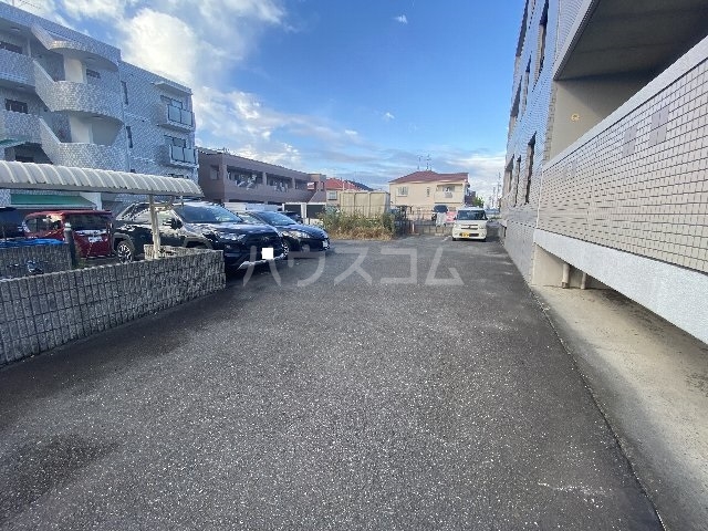 20/26 駐車場