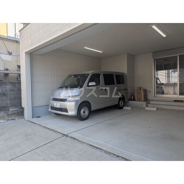 15/22 駐車場