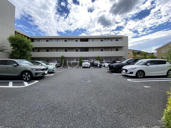 15/24 駐車場